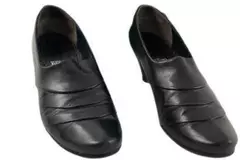 Vintage Paul Green Munchen Black Leather Heeled Booties Women's Size 9