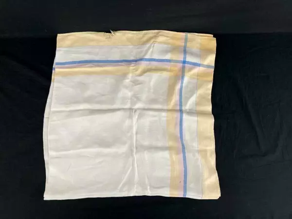 Vintage Tablecloths for Fabric Cutters Sewing Crafts DIY Projects