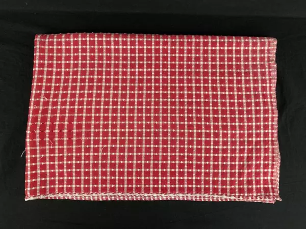 Vintage Tablecloths for Fabric Cutters Sewing Crafts DIY Projects