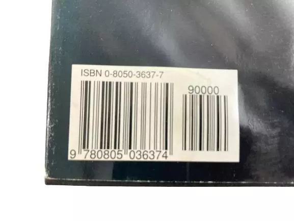 Sue Grafton "M Is for Malice" Hardcover Book - 1996 Henry Holt, Good Condition