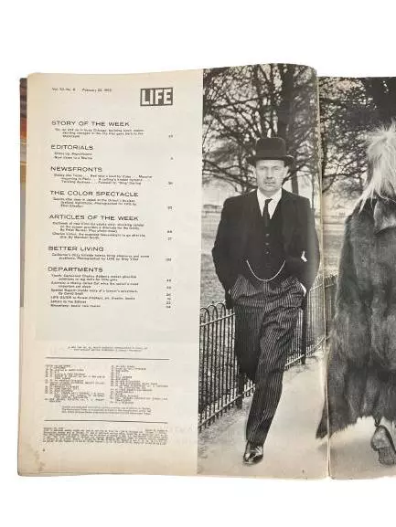 Vtg LIFE Magazine Feb 23, 1962 - Spy Swap, Forbidden Films, MacLaine