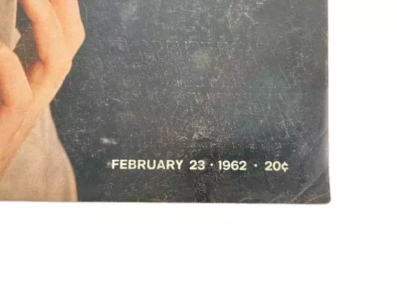 Vtg LIFE Magazine Feb 23, 1962 - Spy Swap, Forbidden Films, MacLaine