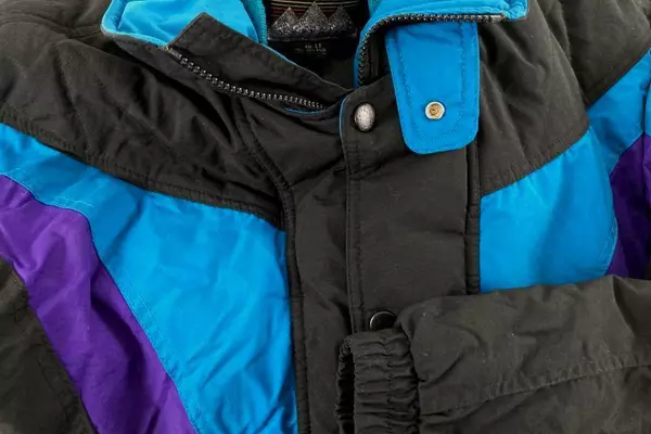 Vintage Glacier's Edge Women's Coat LT Black Teal Purple Zip Snap Closure