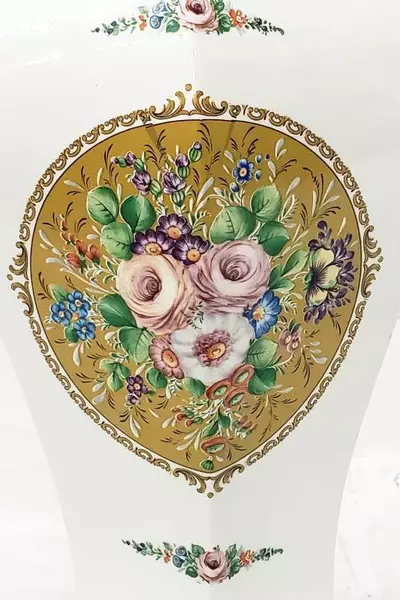 Vintage Victorian Ceramic Table Lamp with White Shade Works Great