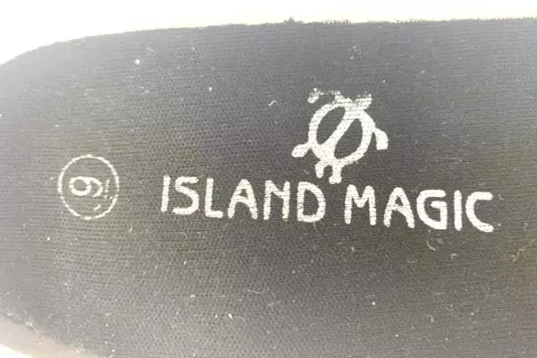 Men's Island Magic Swim Shoes Size 9 Black Blue Grip Water Pool Beach Lake