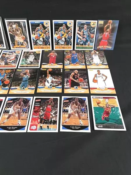 Lot of 26 NBA Basketball Cards Spurs Suns Sixers Bulls - Good Condition