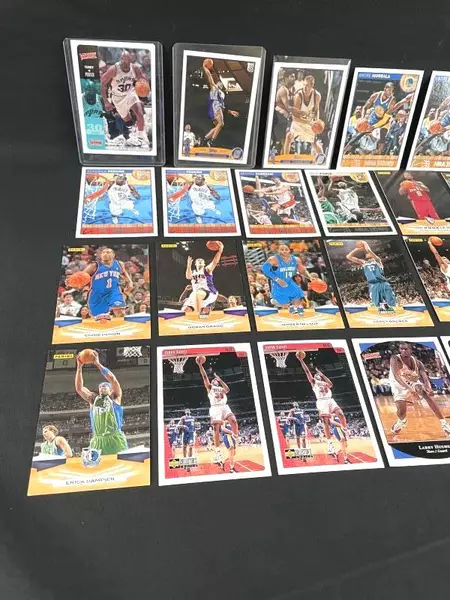 Lot of 26 NBA Basketball Cards Spurs Suns Sixers Bulls - Good Condition