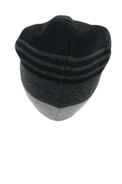 DC Comics Batman Beanie Hat Scarf Set Black Gray Yellow Bat Logo Stripes Kids