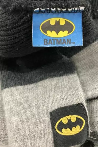 DC Comics Batman Beanie Hat Scarf Set Black Gray Yellow Bat Logo Stripes Kids