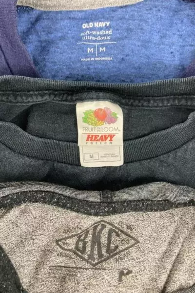 Lot of 3 Men's Medium Tee Shirts - Old Navy, BKC, Fruit of the Loom