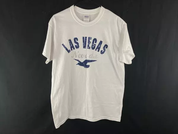 Gildan Las Vegas T-Shirt Men's M White Blue Seagull Graphic Souvenir
