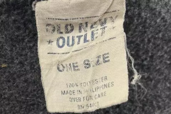 Lot of 2 Women's Scarves: Gray Fleece & Floral Chiffon - Good Condition