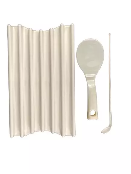 Lot of 5 Beige & White Plastic Kitchen Gadgets & Storage Containers