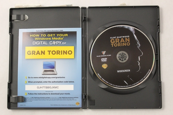 Gran Torino DVD Clint Eastwood Warner Bros Widescreen 2009 Pre-Owned