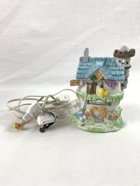 1992 Beachwood Ltd. Lighted Hand-Painted Easter Police Station House Decor