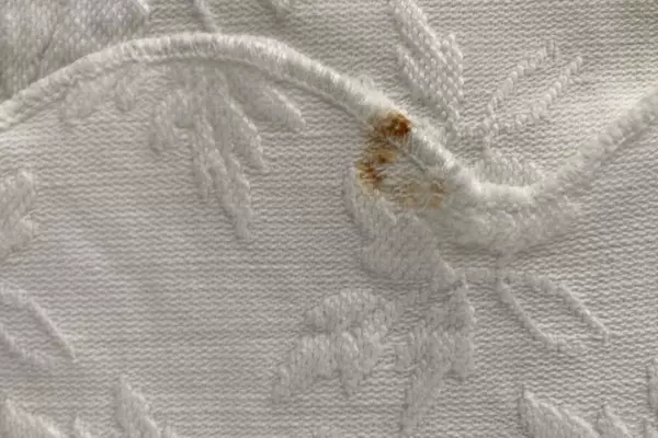 Floral White Fabric Cutter Runner Lot 25"x76" Pre-Owned Crafts Decor