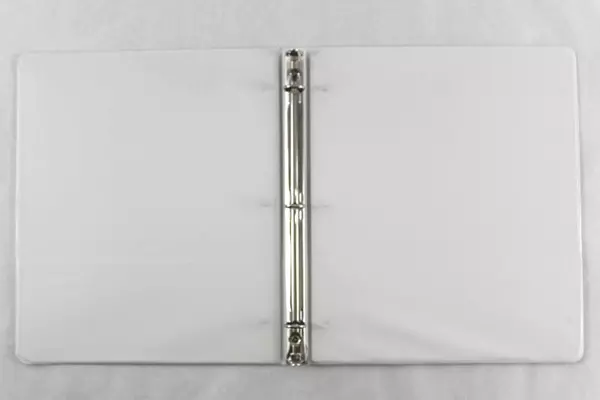 Lot of 4 Pre-Owned White 1-Inch 3-Ring Binders by Avery & Wilson Jones