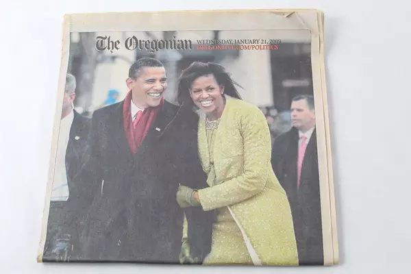 Oregonian Jan 21 2009 Barack & Michelle Obama Inauguration Cover Newspaper