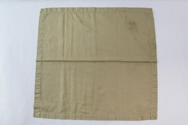 Lot of 7 Crate & Barrel Cloth Napkins Ecru & Red for DIY Crafts - Stains