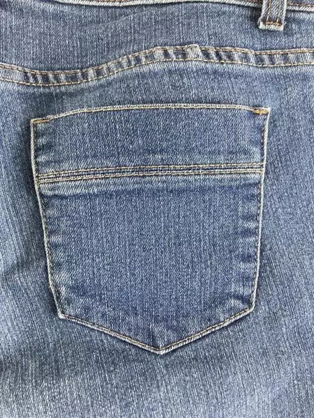 Christopher & Banks Women's Cropped Jeans Size 4 Short Dark Wash Good Condition