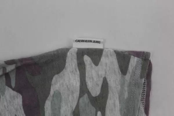 Calvin Klein Women's Camouflage Crop Top M Purple Gray Short Sleeve Top
