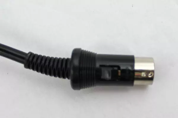 Cobra Electret Condenser Microphone 1000 Ohm Black Pre-Owned Untested 4"