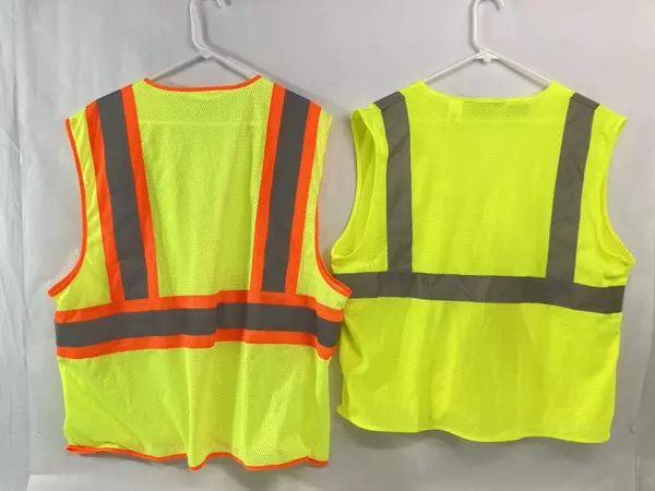 Lot of 2 Class 2 Safety Vests 2XL/3XL & Yellow Drawstring Bag - Open Road