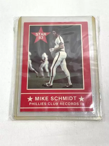Lot of 2 Vintage 1983 Mike Schmidt Phillies Baseball Cards Collectibles