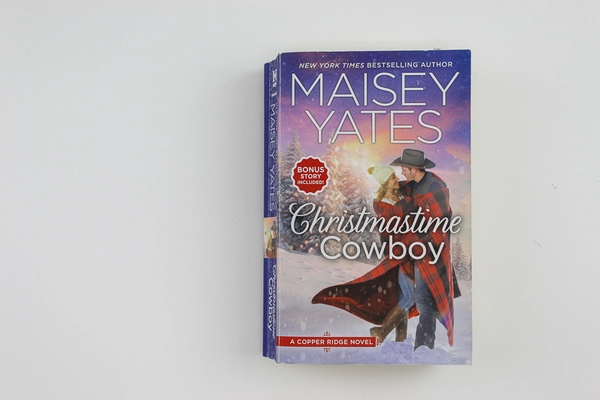 Christmastime Cowboy by Maisey Yates Paperback Novel 2017 Harlequin