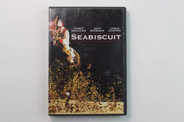 Seabiscuit DVD 2003 Tobey Maguire Jeff Bridges Pre-Owned As Is