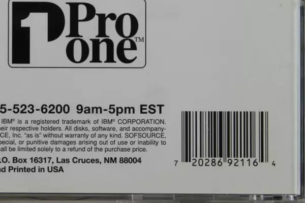 Pro One Multimedia Book Report CD-ROM for Windows 95 - Pre-Owned