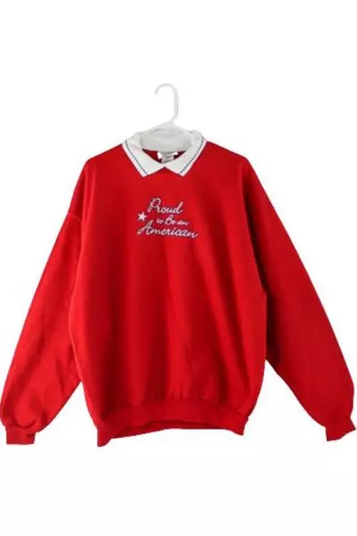 Morning Sun Women's XL Red Patriotic Sweatshirt "Proud to be an American"