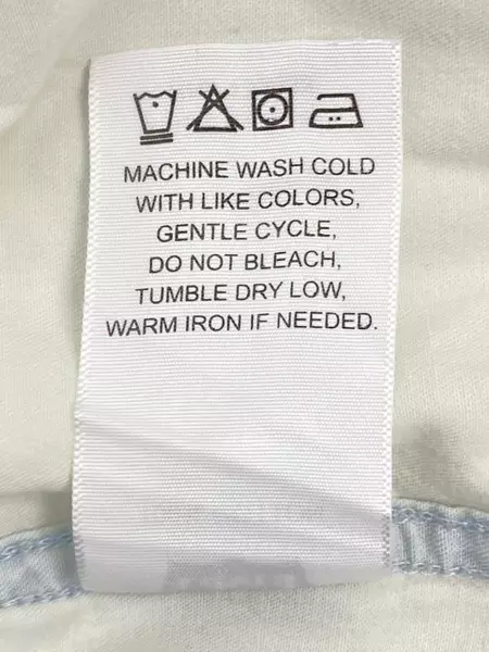 Vintage Levi's Distressed Denim Button-Up Shirt Women's M Light Wash Pre-Owned