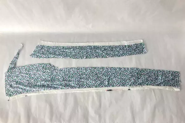 Lot of 2 Tandem Textiles Fabric Remnants Turquoise Purple Floral 1.75 Yards