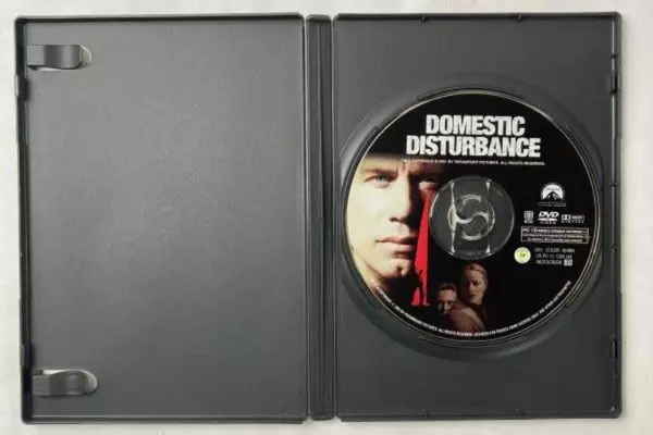 Domestic Disturbance DVD John Travolta Vince Vaughn 2001 Good Condition