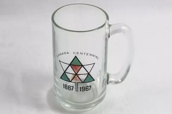 Vtg Canada Centennial 1867-1967 Clear Glass Mug Cup Pre-owned Collectible