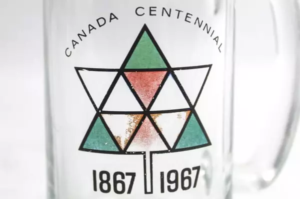 Vtg Canada Centennial 1867-1967 Clear Glass Mug Cup Pre-owned Collectible