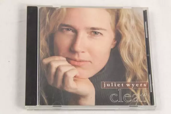 Juliet Wyers "Clear" Audio CD 2003 Folk Rock Pre-Owned, Sold As-Is