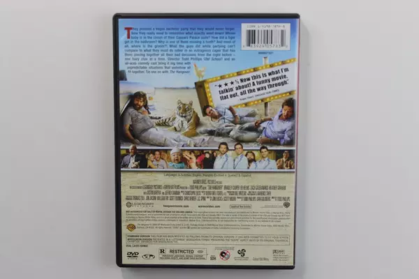 The Hangover DVD 2009 Warner Bros Rated R Zach Galifianakis Pre-owned