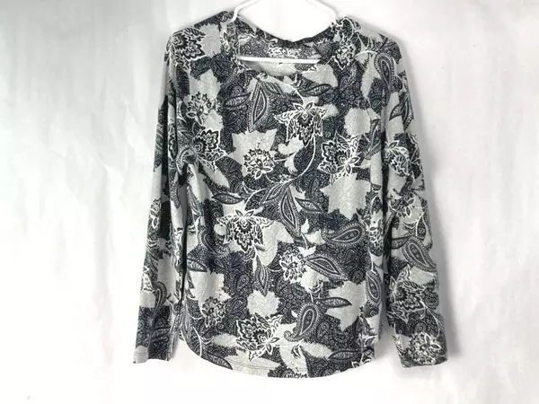 Lot of 3 St John's Bay Women's Long Sleeve Tops Petite Large Fuchsia Gray Black