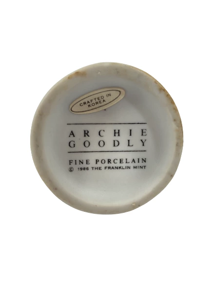 Franklin Mint 1986 Archie Goodly Bear Porcelain Figurine 3.75" Collectible