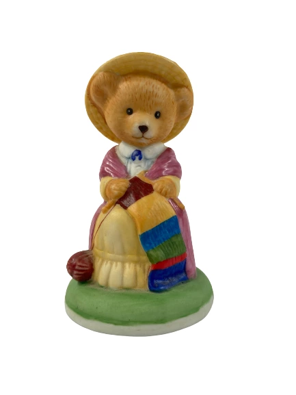 1986 Franklin Mint Priscilla Woolington Porcelain Bear Figurine - Good Condition