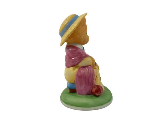 1986 Franklin Mint Priscilla Woolington Porcelain Bear Figurine - Good Condition