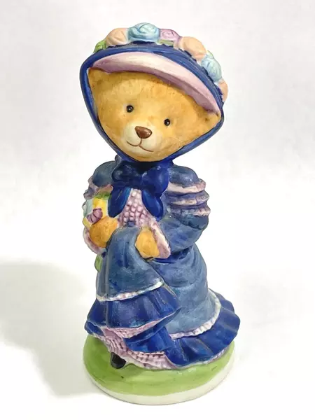 1986 Franklin Mint Contessa Ossetta Bear Porcelain Figurine - Good Condition