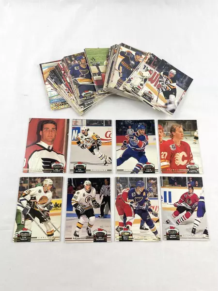 Lot of 80+ 1992-93 Topps NHL Hockey Cards - Very Good Condition