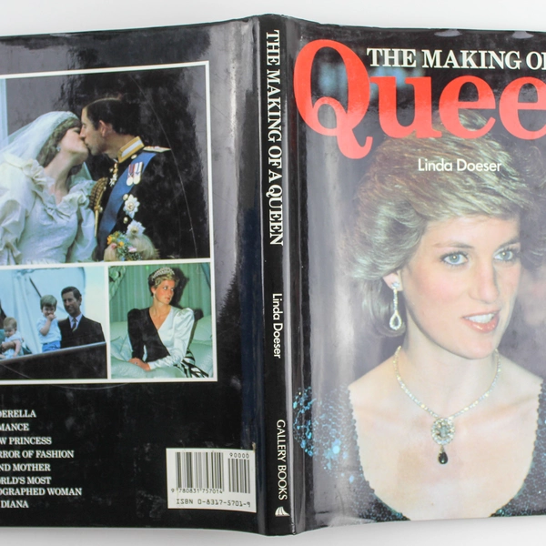 The Making Of A Queen by Linda Doeser 1991 Gallery Books Paperback Novel