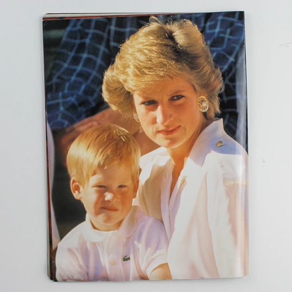 Gold Collectors Series Magazine Tribute to Princess Diana - Good Condition