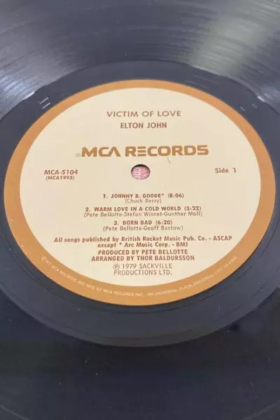 Elton John Victim of Love 1979 Vinyl Record Album MCA5104 Rock Pre-Owned