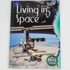 Living In Space by Sharon Dalgleish 2003 Sundance PB Book - Good Condition