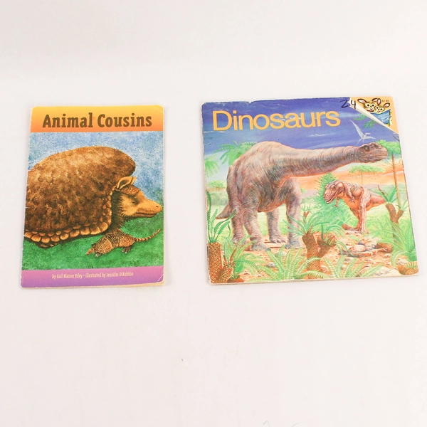 Lot of 2 Children's Easy Reader Books: Animal Cousins & Dinosaurs